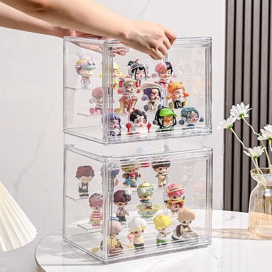 10 Best Acrylic Display Cases alt="cosplayhub.id"