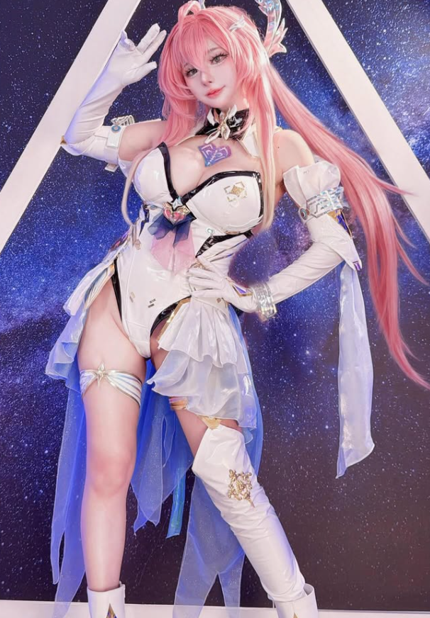 meenfox charachter aemeath games wuthering waves