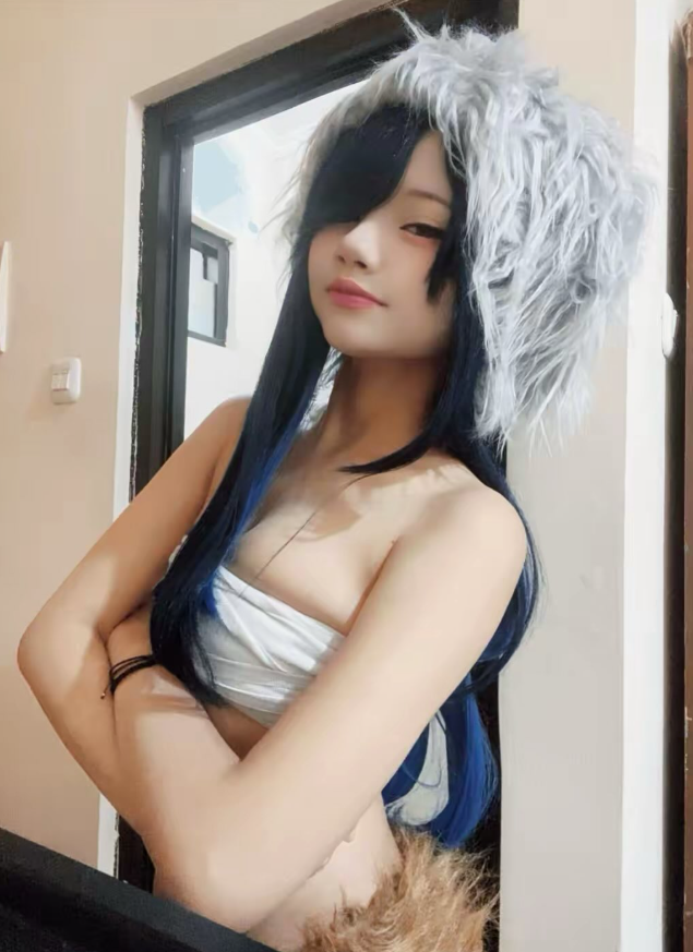 Janelisstaa: Female Inosuke Hashibira(review) alt="Inosuke Hashibira cosplay"