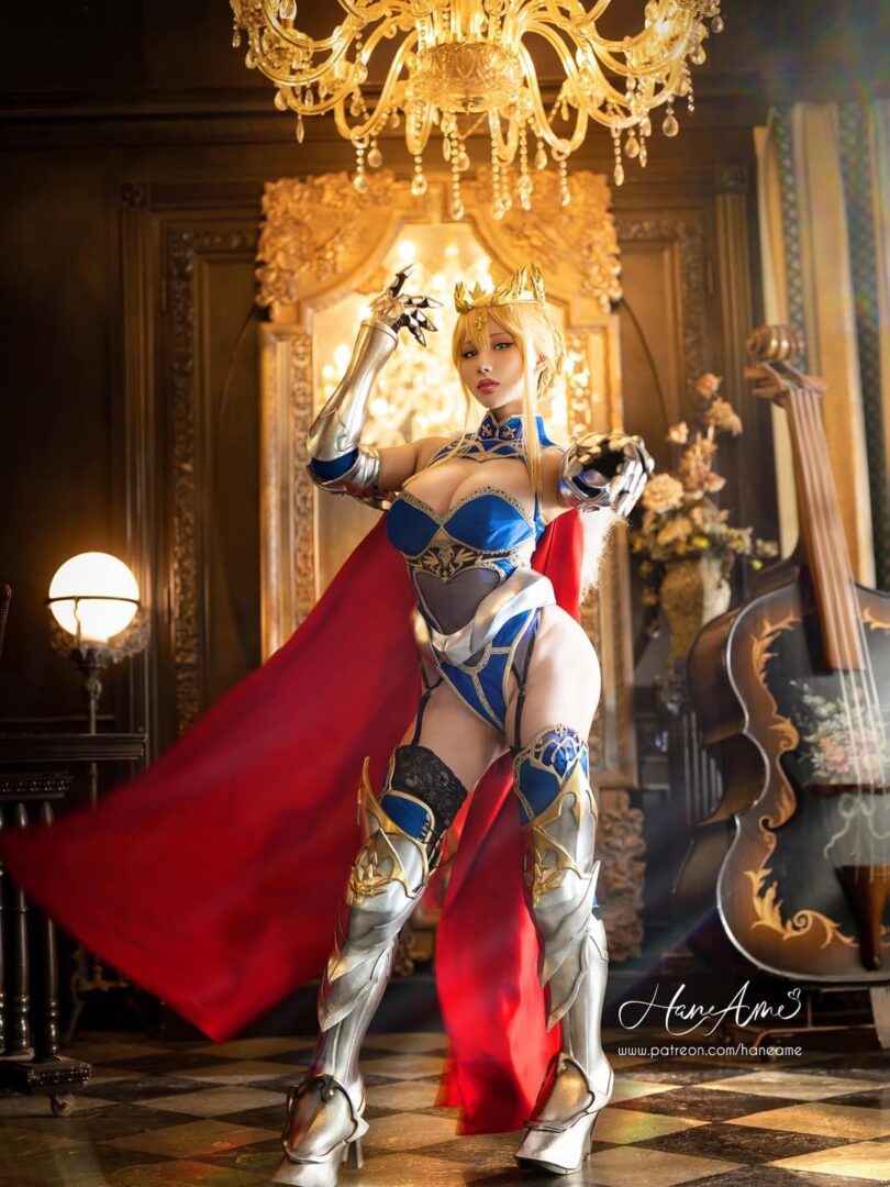 “kneel before your king and submit.”lowkey terrified of falling off. the armor is so heavy😵fgo (1)
