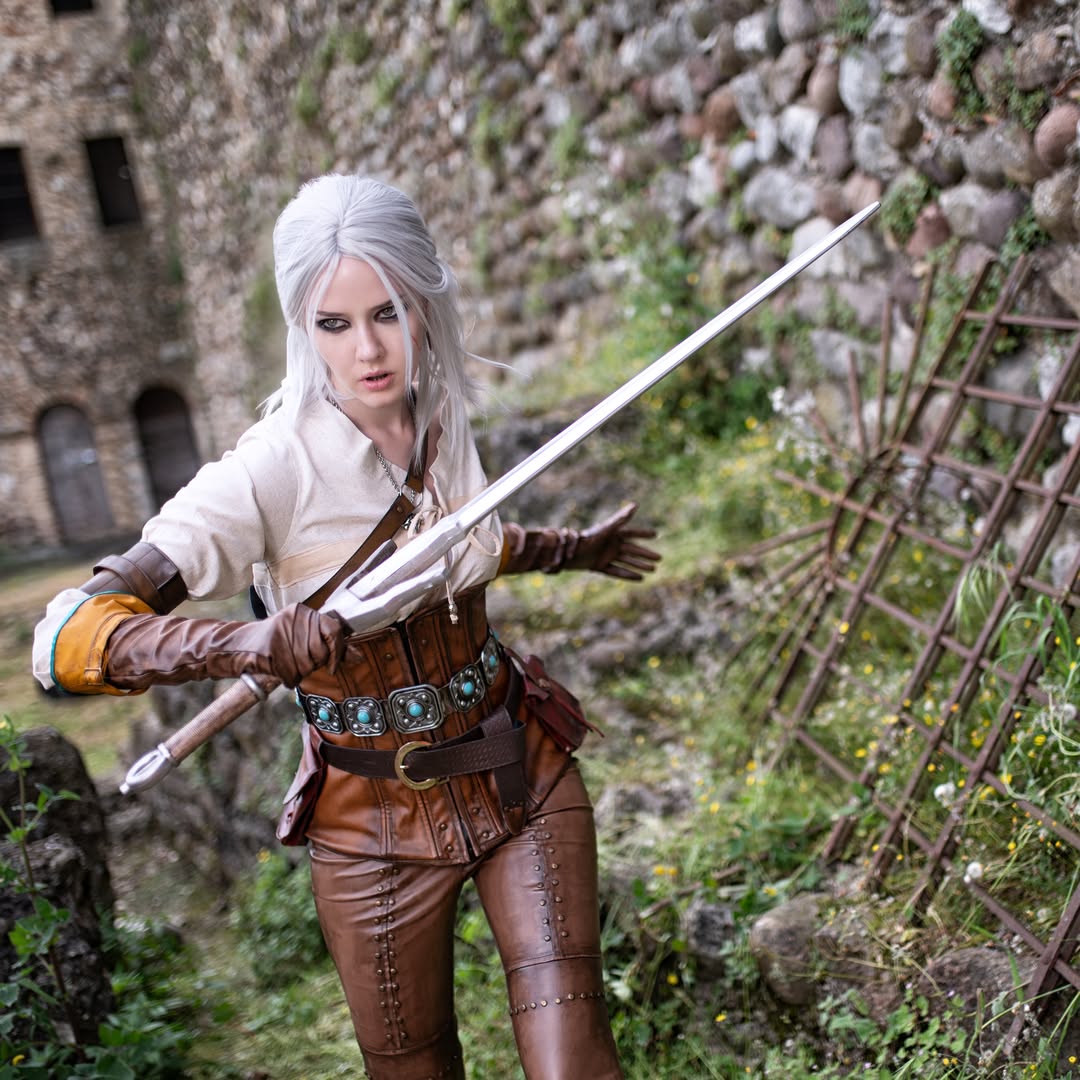 i absolutely love @thewitcher and i can’t wait for the dlc! this is amazing news!! i’m so excite (2)