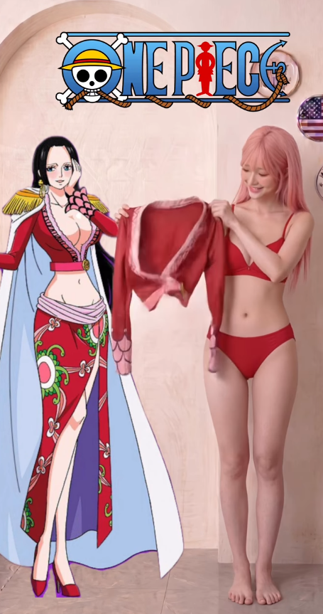 Kim chisara: Transition cosplay Boa Hancock(video)
