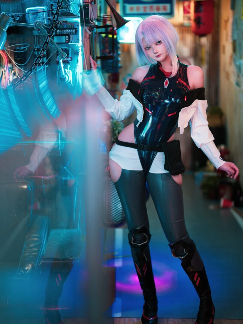 🌙 鳴潮聯動終於來了🥹💕📷： @chunying.liang.73 #2077 #cyberpunk2077 #lucy #cosplay 電馭叛客邊緣行者 #サイバーパンク ルーシ (2)
