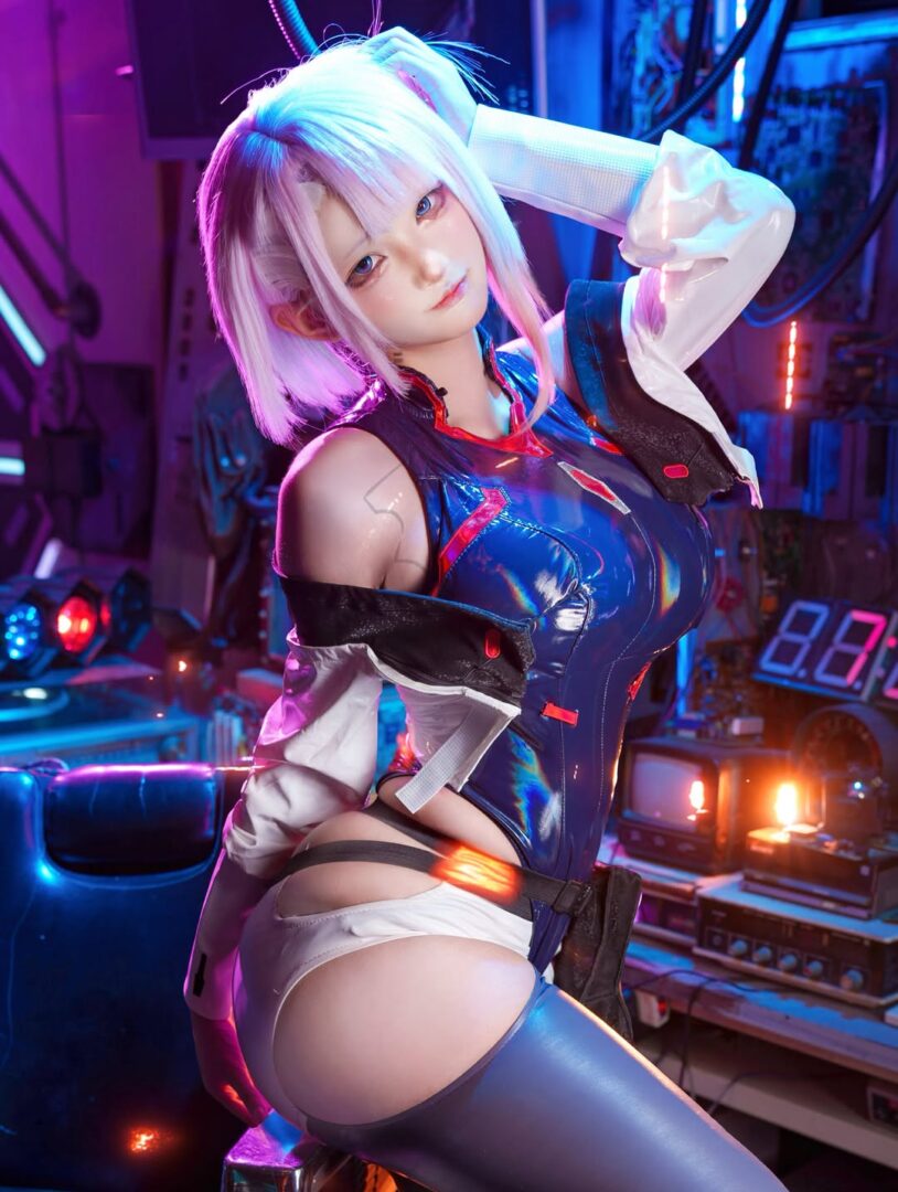 🌙 鳴潮聯動終於來了🥹💕📷： @chunying.liang.73 #2077 #cyberpunk2077 #lucy #cosplay 電馭叛客邊緣行者 #サイバーパンク ルーシ
