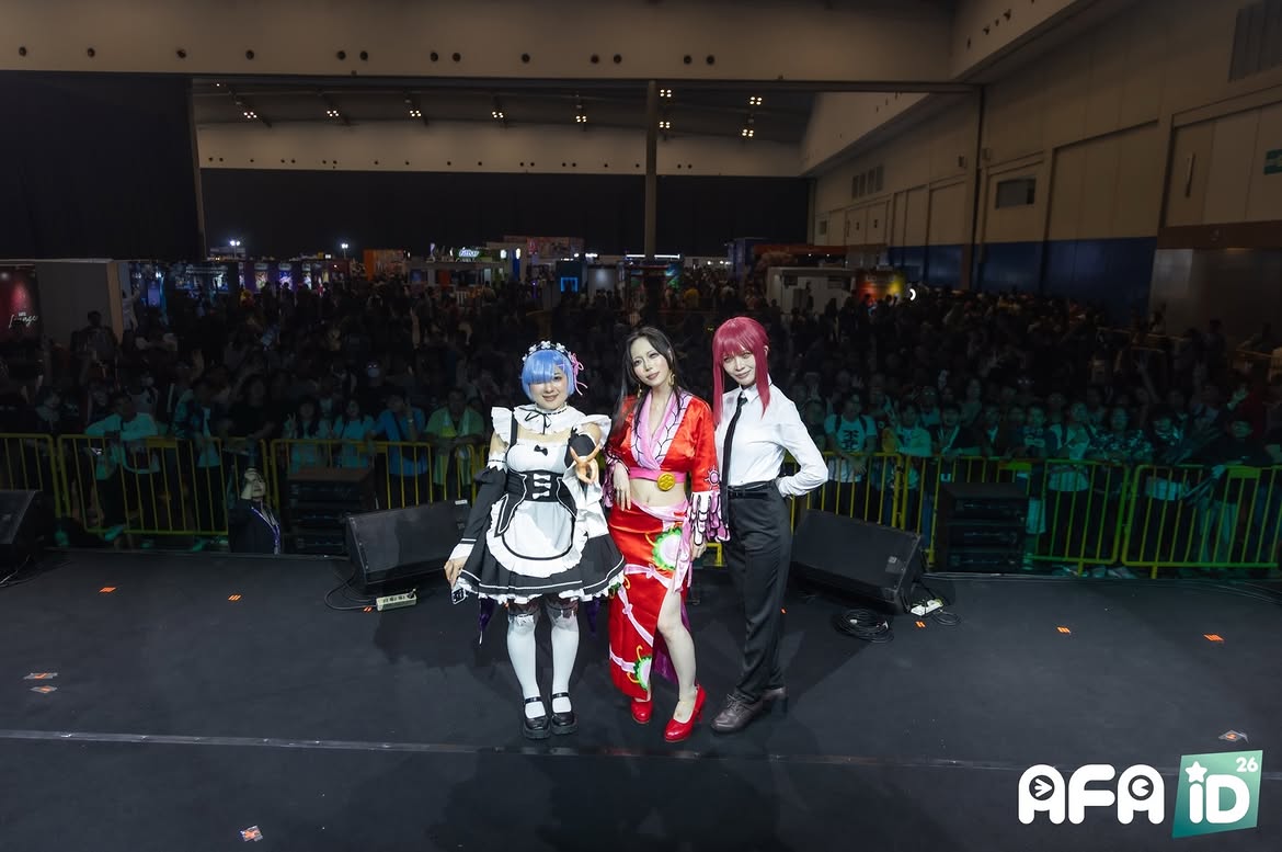 #afaid26 👗 cosspo!! brought the glamour to the next stage across both days!japanese cosplayers (1)