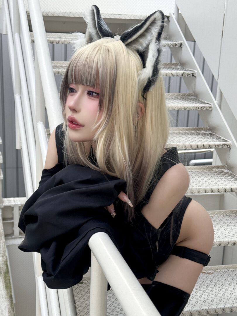 ダウナー系お姉さんは好き？🐺🖤 (1)