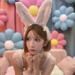 Riri_Nanatsumori White Bunny Cosplay Review | Cute Maid Photoshoot 🐰